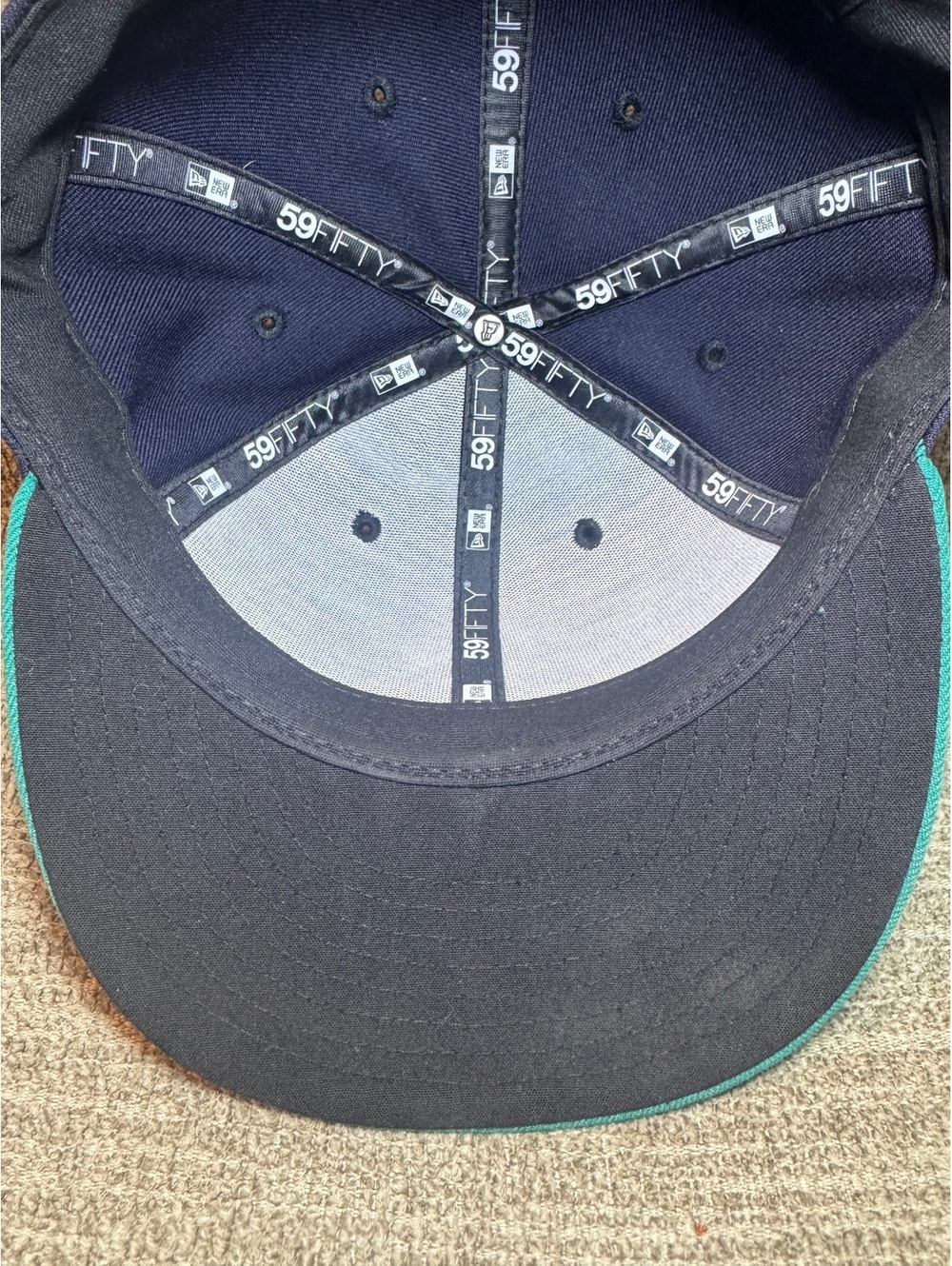 Seattle Mariners New Era 59FIFTY Fitted Hat - Size 7 5/8 - Picture 7 of 10